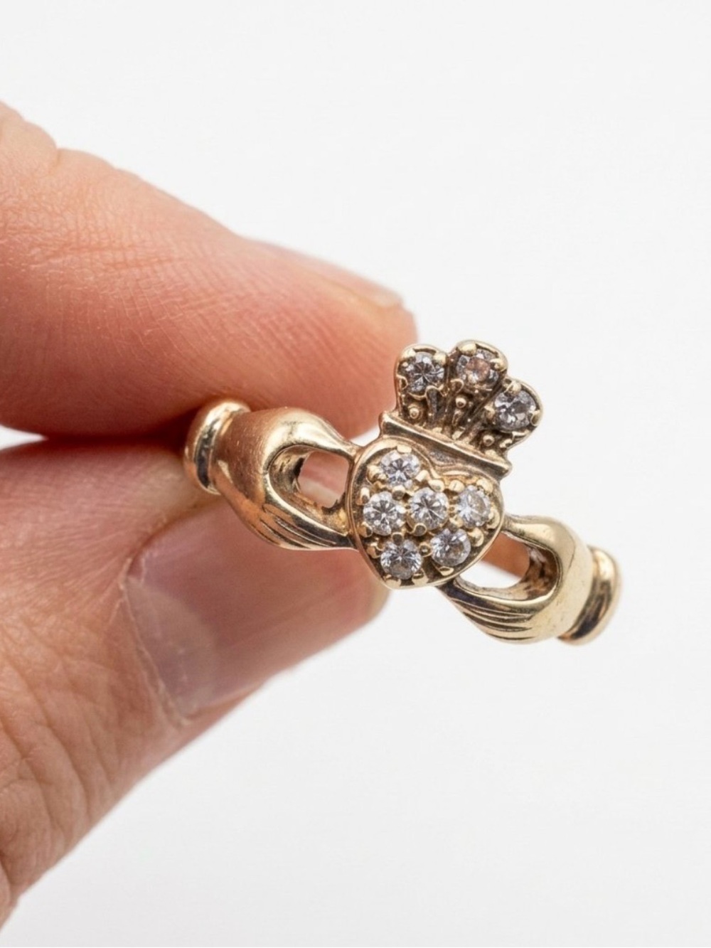 Irish Claddagh Ring Sterling silver with  CZ - Size 8.5